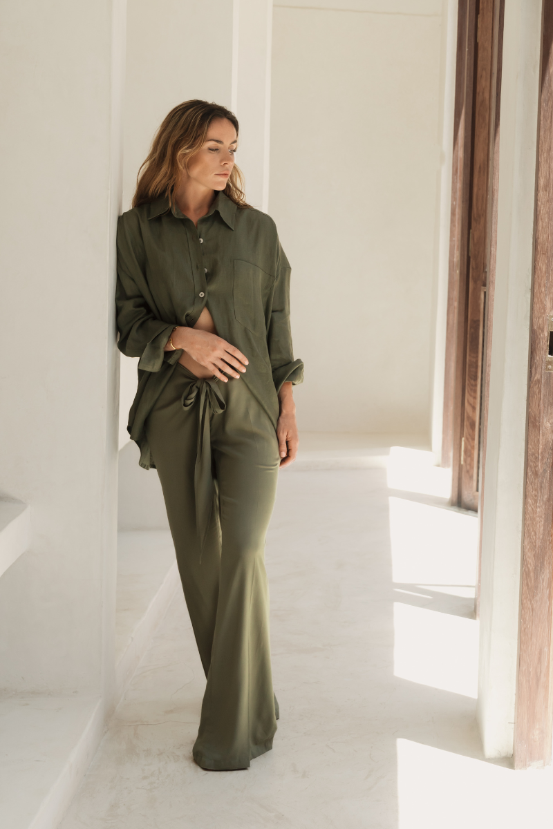 CLAIRE OVERSIZED SHIRT - OLIVE GREEN
