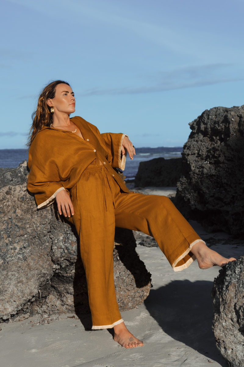 CYRA PANTS - CAMEL BROWN