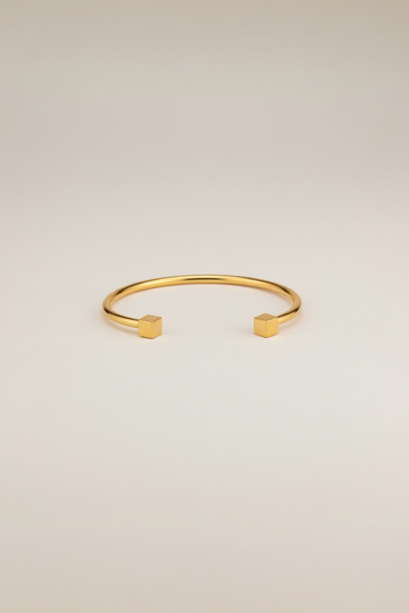 MIRA CUBE BRACELET