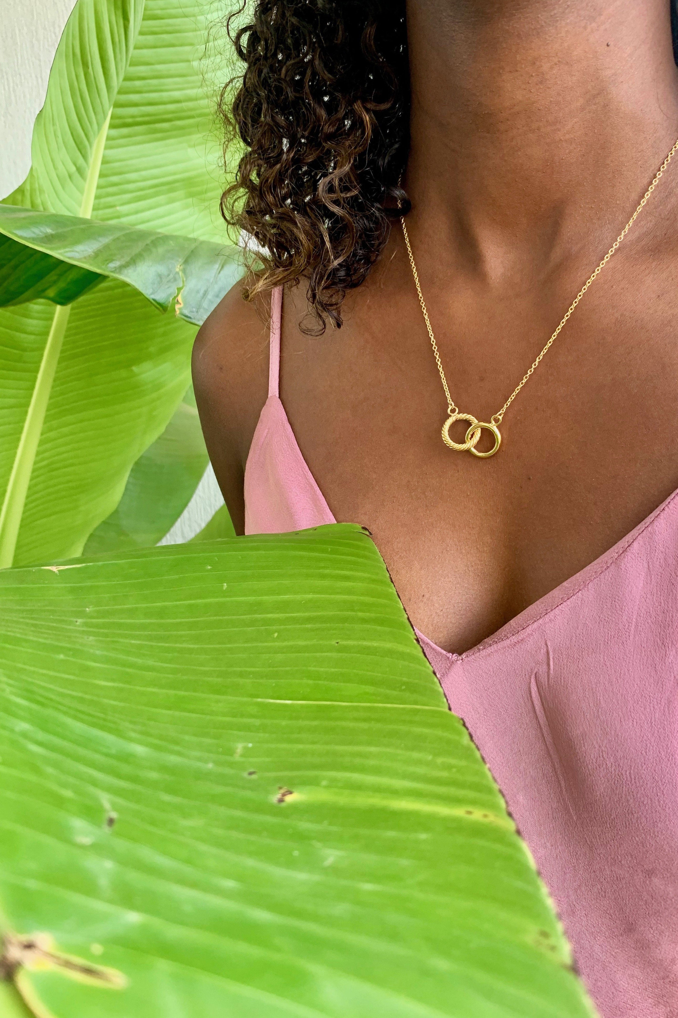 AMOR NECKLACE