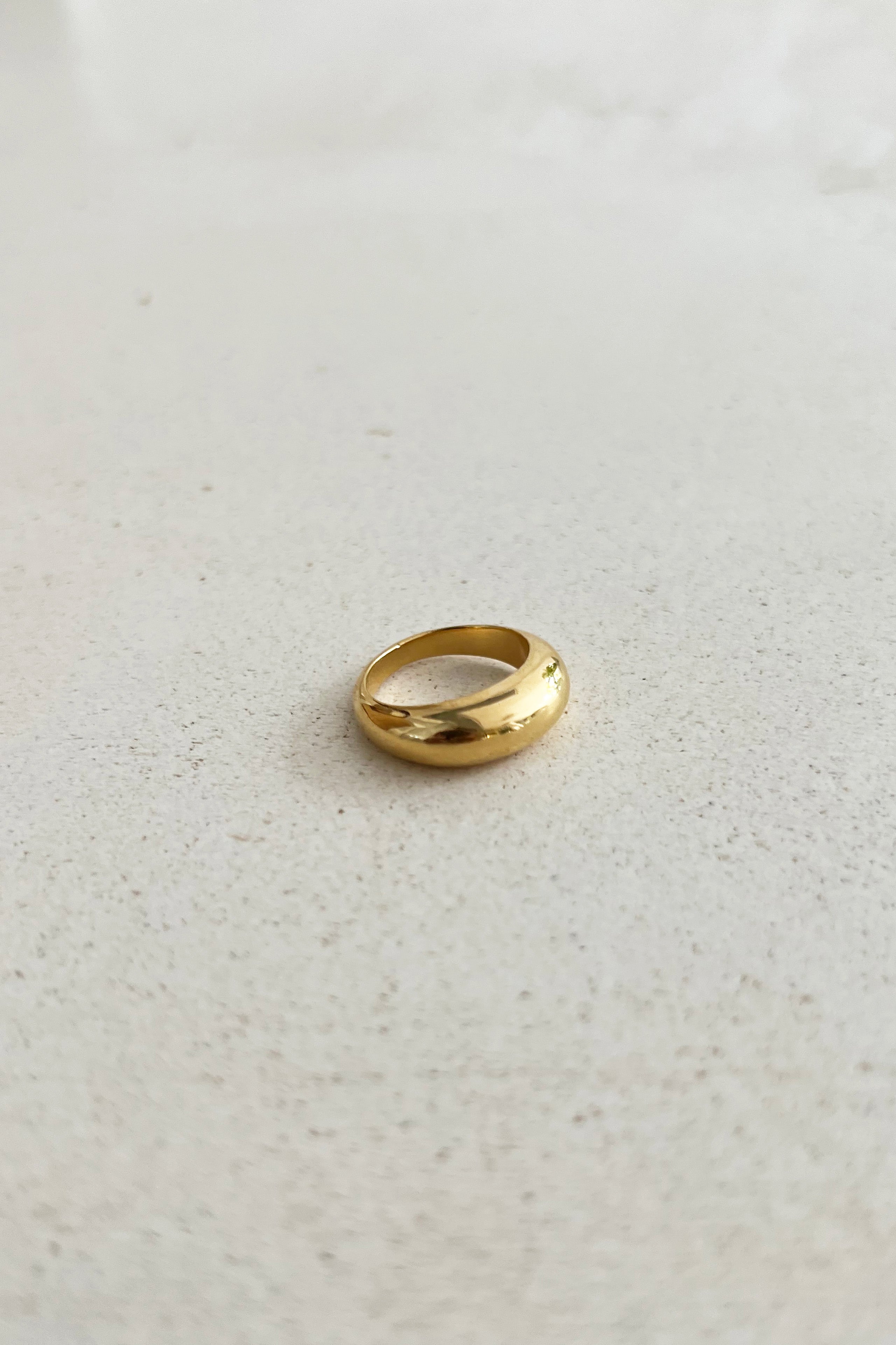 LILLY RING