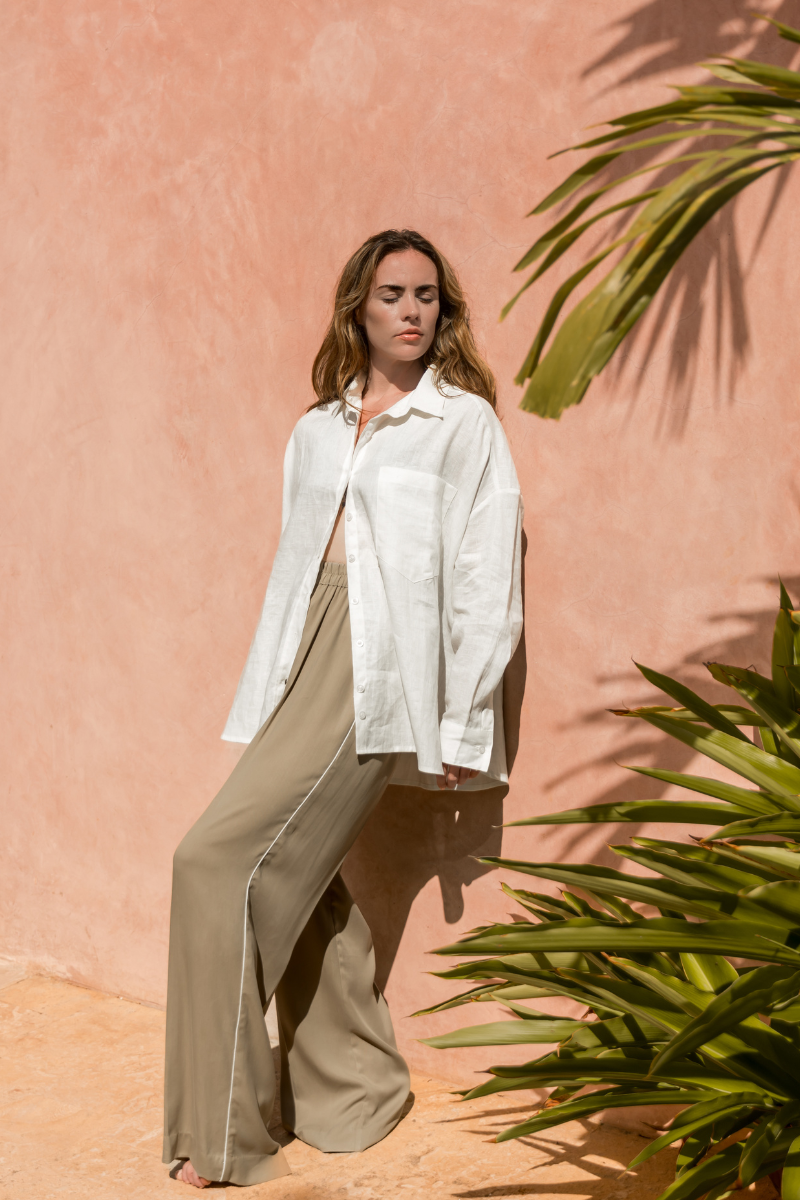 CLAIRE OVERSIZED WHITE LINEN SHIRT