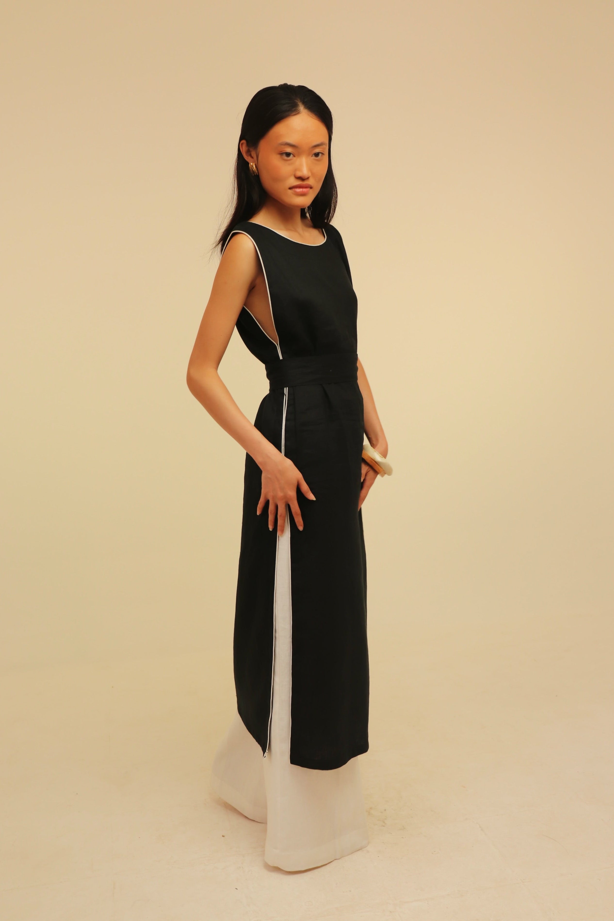 NORA DRESS - BLACK