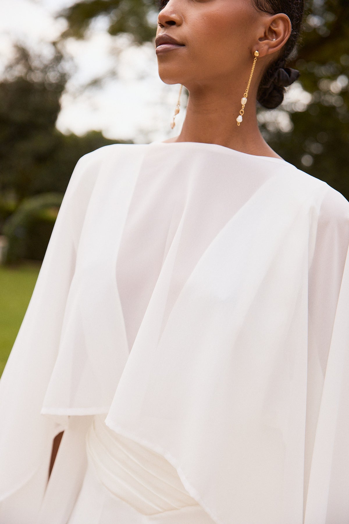 Amélie Earrings with Gold color with freshwater pearl 