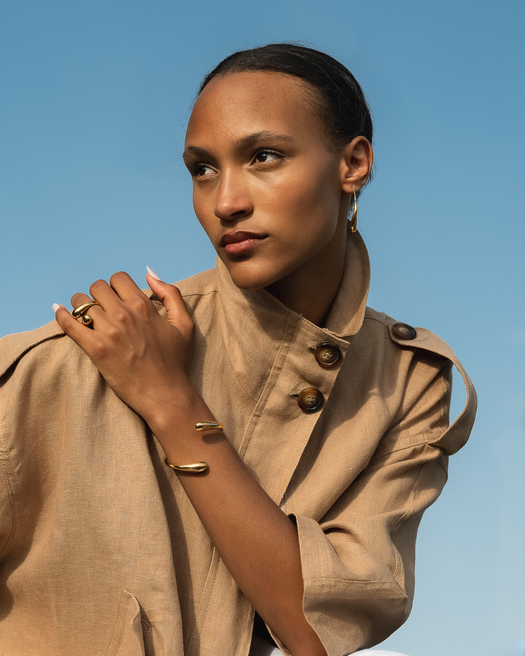 SELINA LINEN JACKET- BEIGE