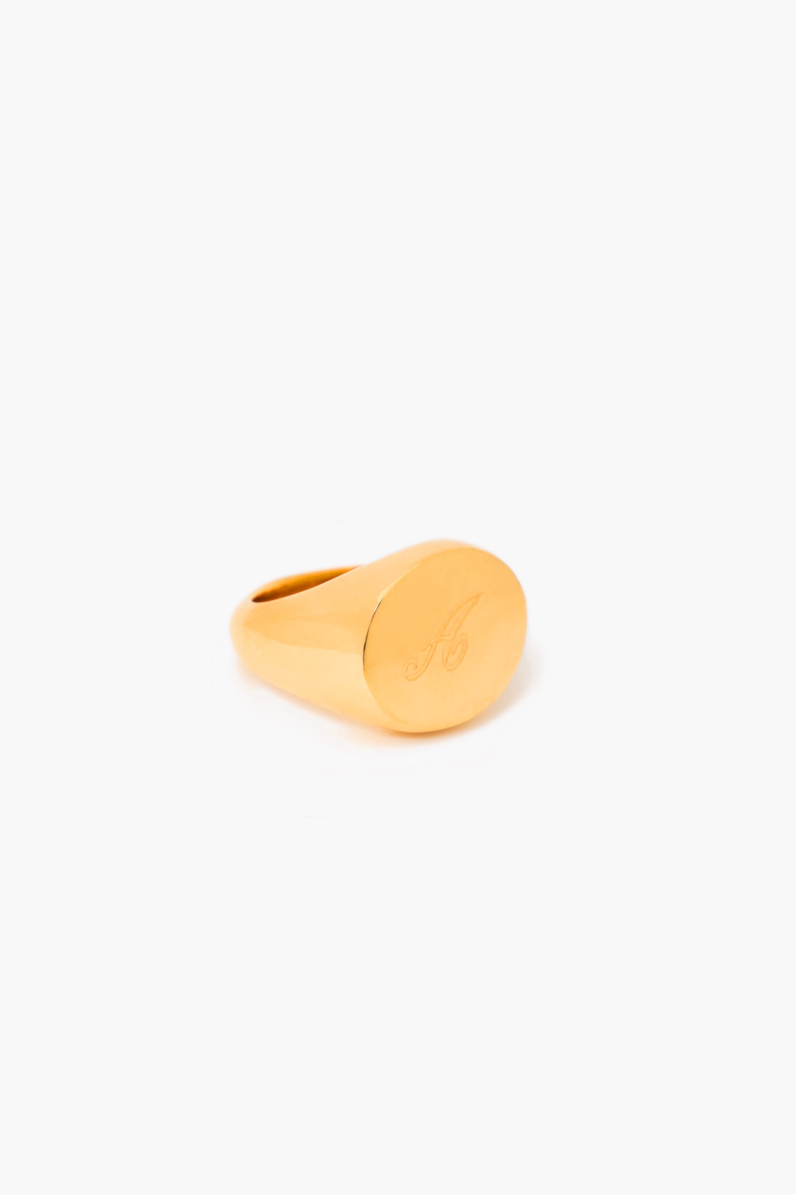ENGRAVED SIGNET RING
