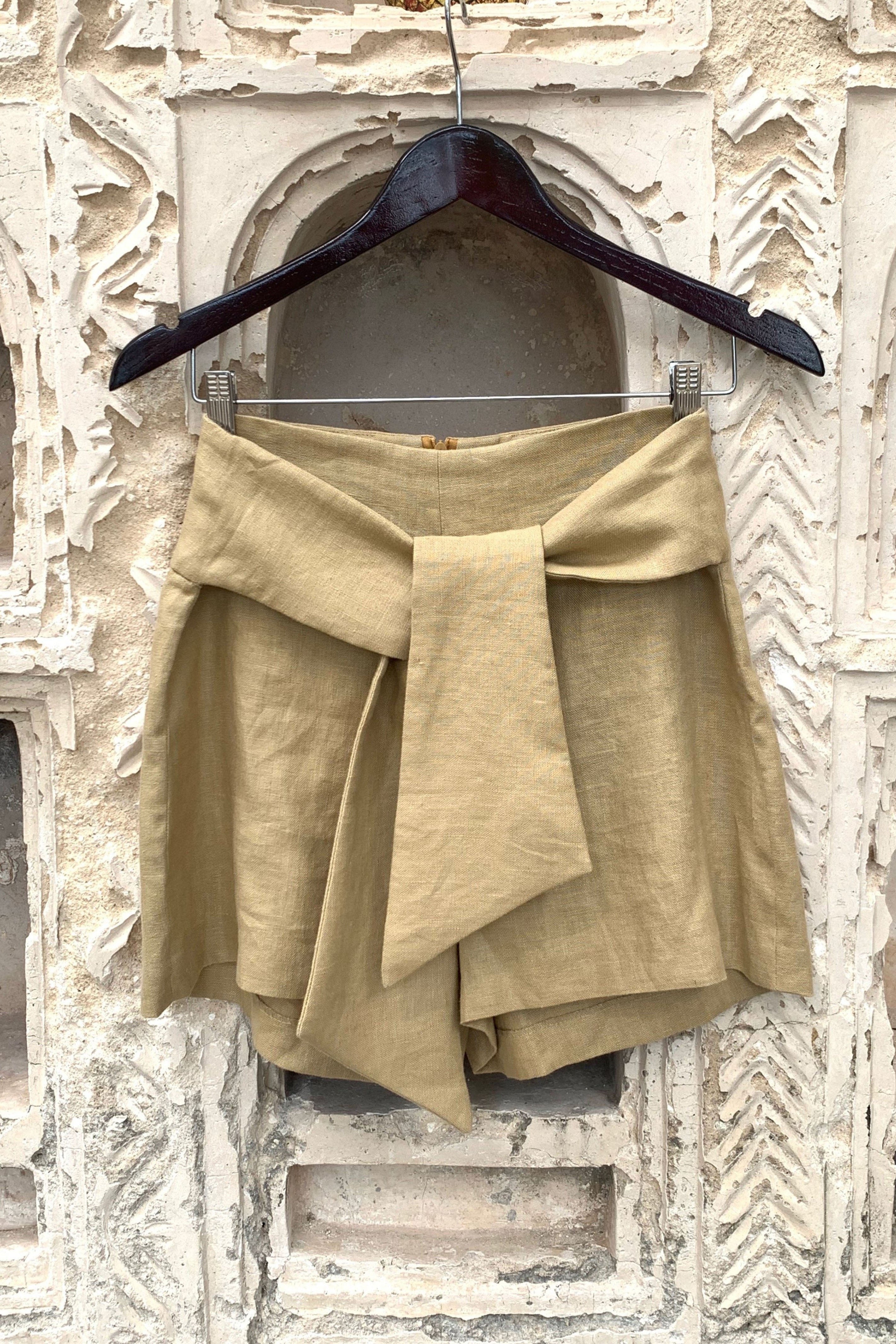 AVA SHORTS - SANDY
