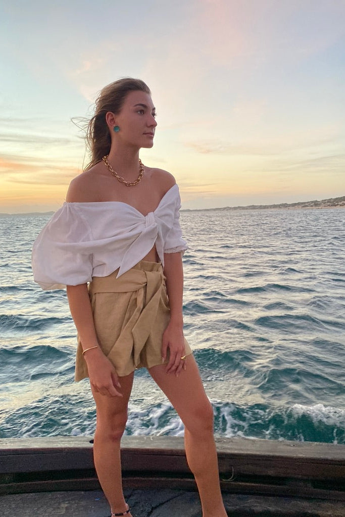 AVA SHORTS - SANDY