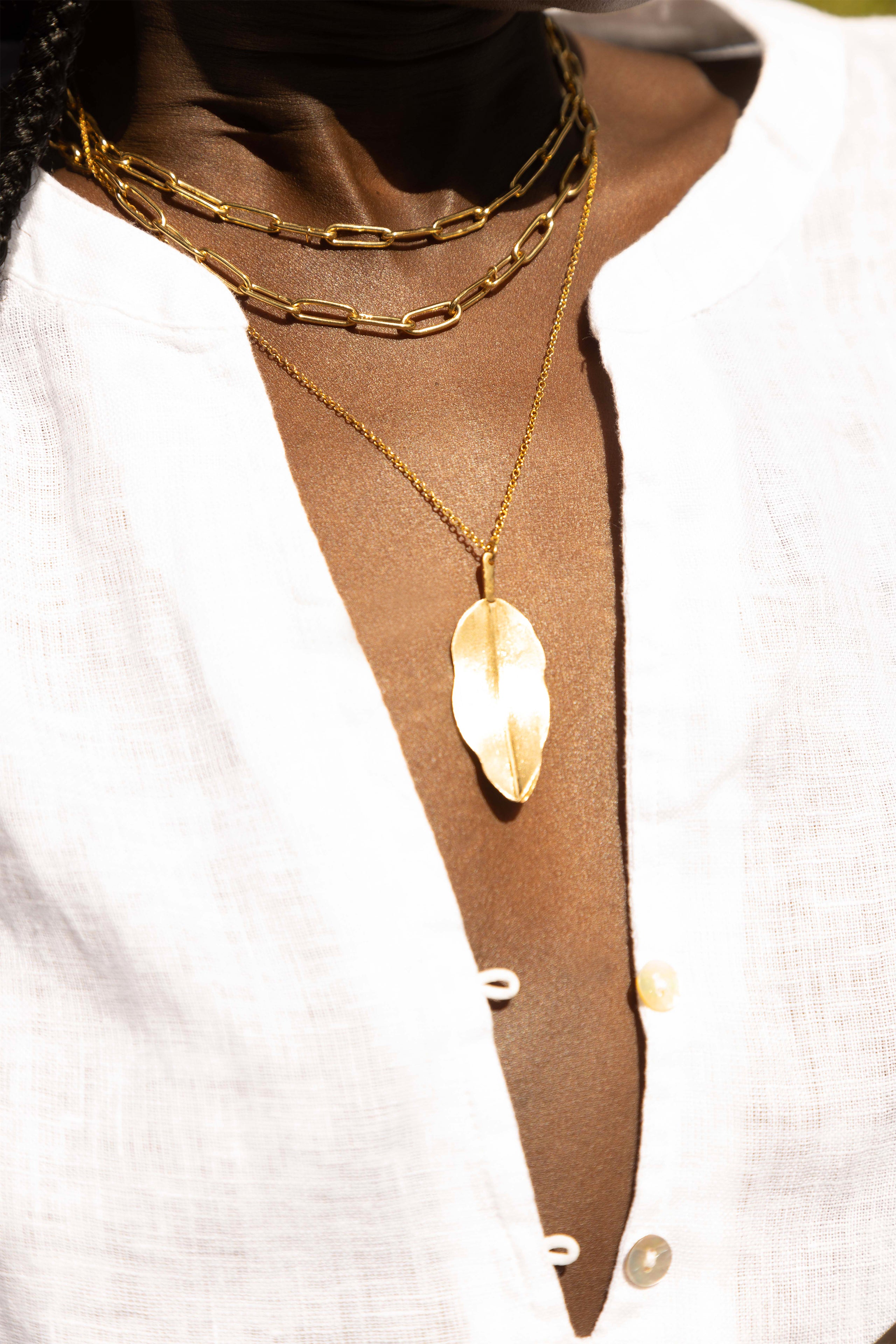 LEAF NECKLACE